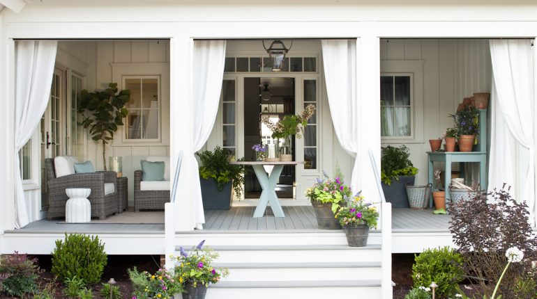 Southern Living Idea House 2012 (Senoia, GA) - The perfect porch!