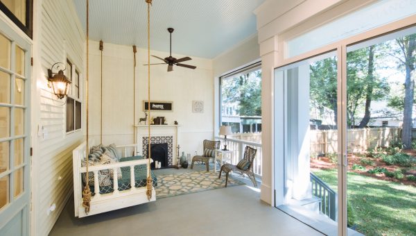 Country styled porch with disappearing porch door screens